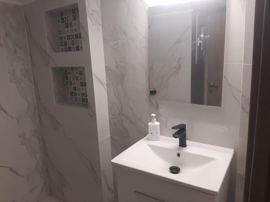 雅典Modern Apartmen In Athina公寓 外观 照片